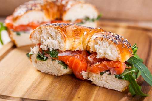 Hawaii's 5 Best Bagel Shops to Visit in 2026!