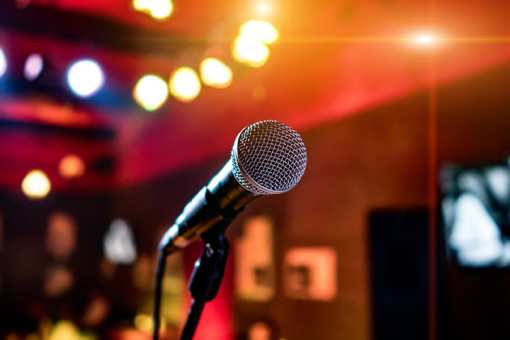 6 Best Comedy Clubs in Hawaii!!